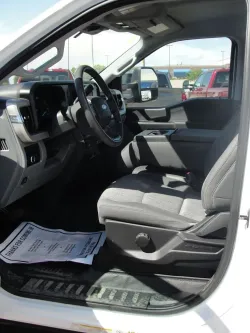 2023 Ford Super Duty F-450 XL | Thumbnail Photo 20 of 26