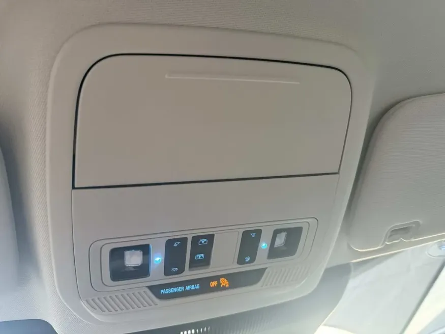 2026 Ford Explorer | Photo 18 of 25