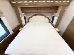 2022 Newmar Bay Star 3626 | Thumbnail Photo 18 of 30