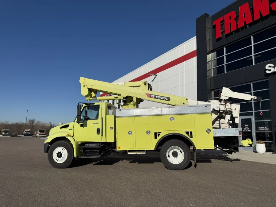 2013 International 4300 | Photo 8 of 15