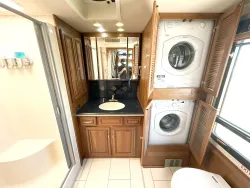 2012 Itasca Ellipse 42QD | Thumbnail Photo 17 of 32