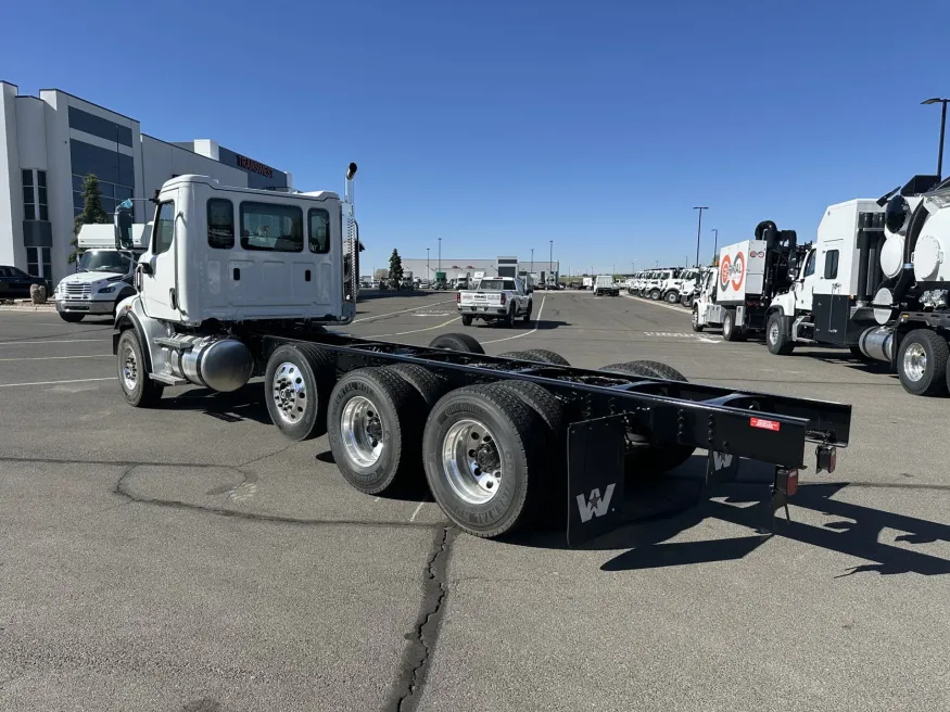 2025 Western Star 47X | Photo 7 of 14