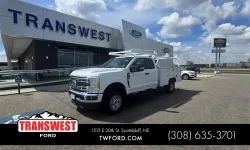 2025 Ford Super Duty F-350 | Thumbnail Photo 28 of 28