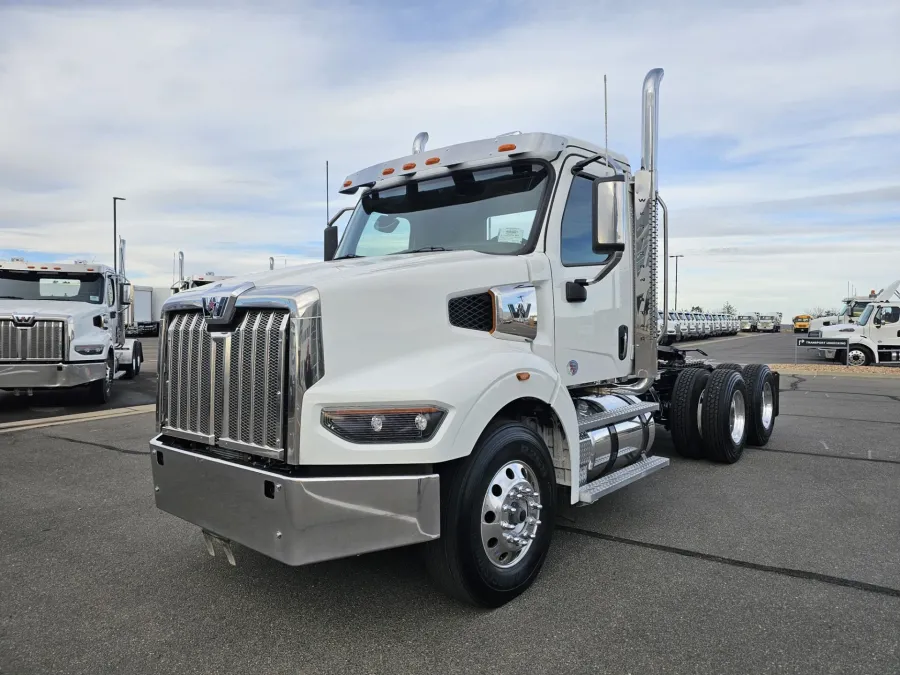 2022 Western Star 49X | Photo 1 of 18