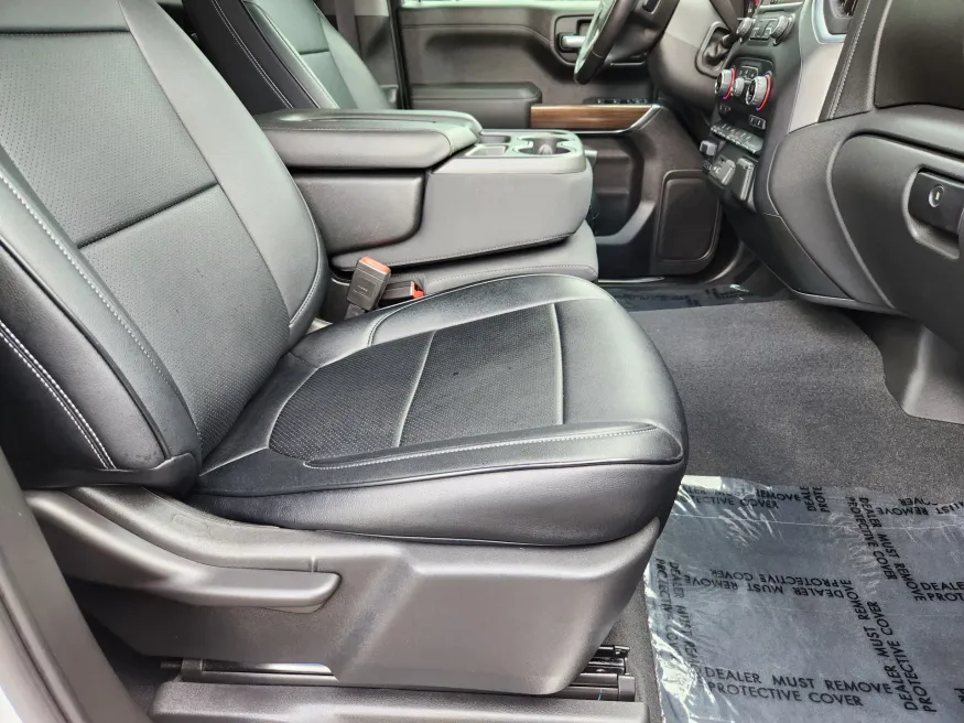 2021 Chevrolet Silverado 1500 LT | Photo 17 of 31