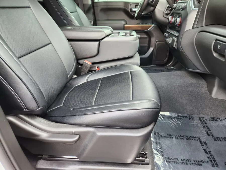 2021 Chevrolet Silverado 1500 LT | Photo 17 of 31