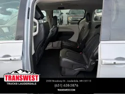 2024 Chrysler Pacifica Touring L | Thumbnail Photo 14 of 24