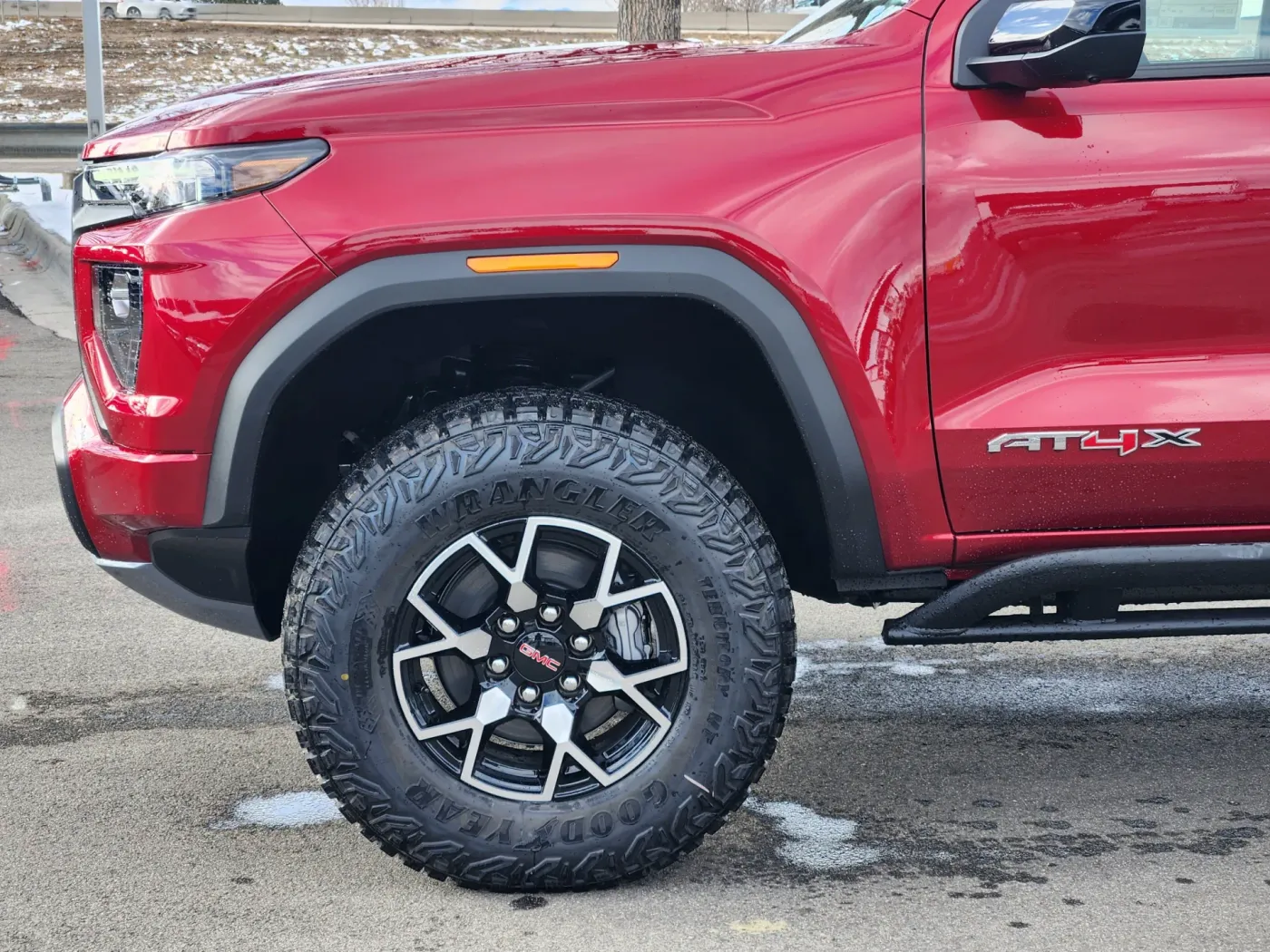 2026 GMC Canyon 4WD AT4X | Photo 5 of 25