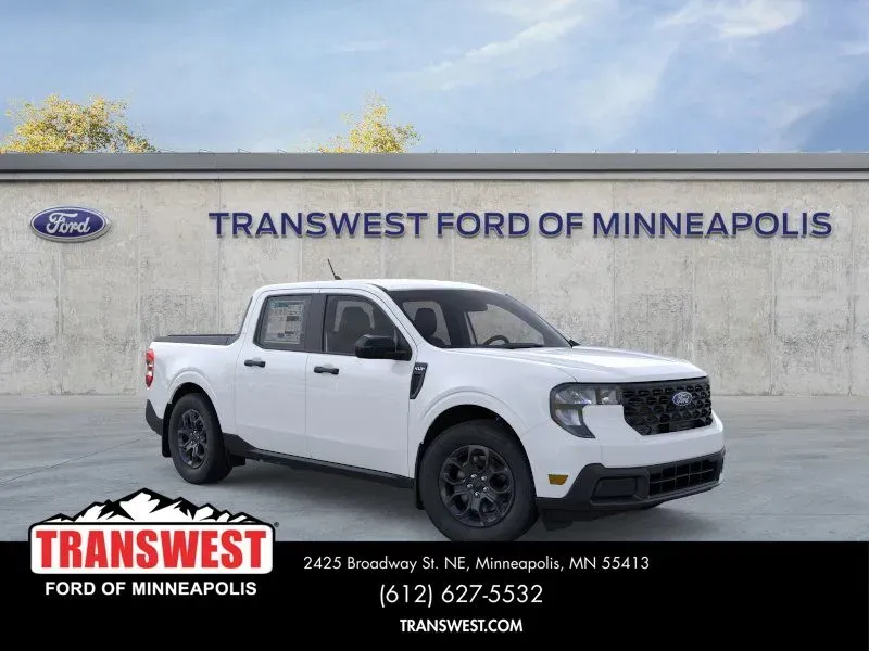 2025 Ford Maverick XLT | Photo 6 of 24