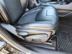 2019 Jeep Cherokee Latitude Plus | Thumbnail Photo 19 of 29