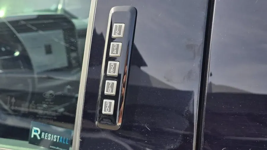 2024 Ford F-150 | Photo 15 of 35