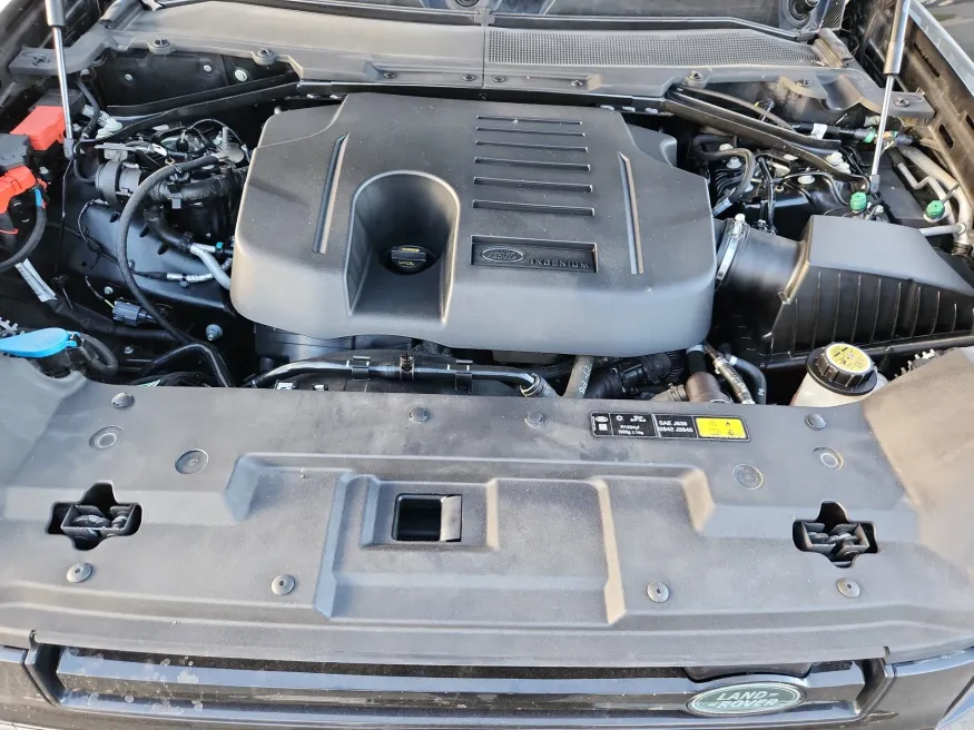 2020 Land Rover Defender X | Photo 18 of 28