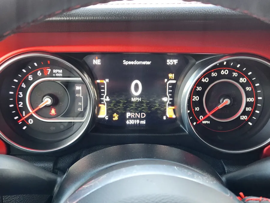 2020 Jeep Gladiator Rubicon | Photo 10 of 25