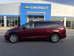 2023 Chrysler Pacifica Touring L | Thumbnail Photo 1 of 23