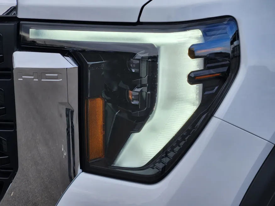 2026 GMC Sierra 2500HD Pro | Photo 6 of 21