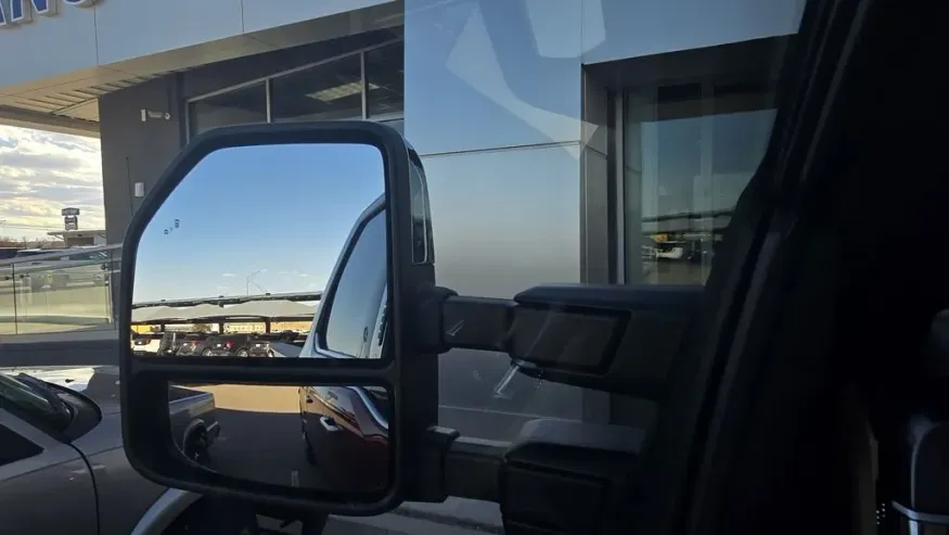 2026 Ford Super Duty F-350 | Photo 12 of 33