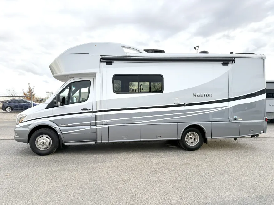 2019 Winnebago Navion 24D | Photo 11 of 13