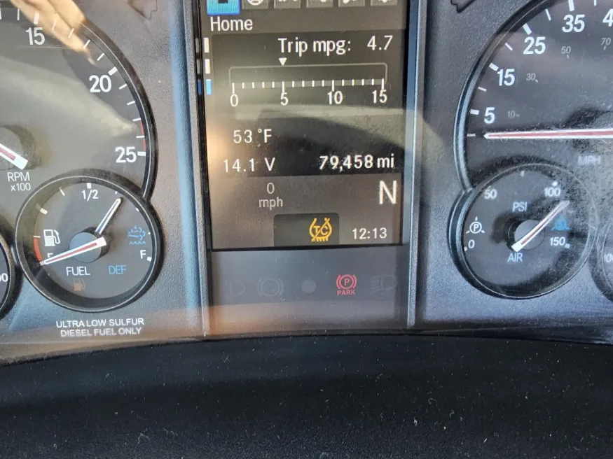 2025 Western Star 47X | Photo 16 of 17