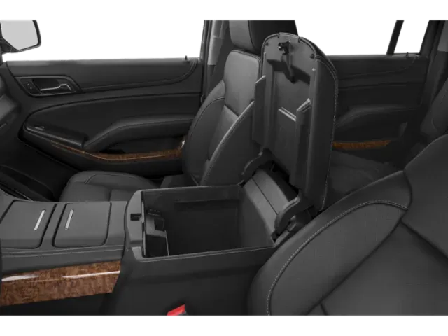 2015 Chevrolet Suburban | Photo 11 of 14