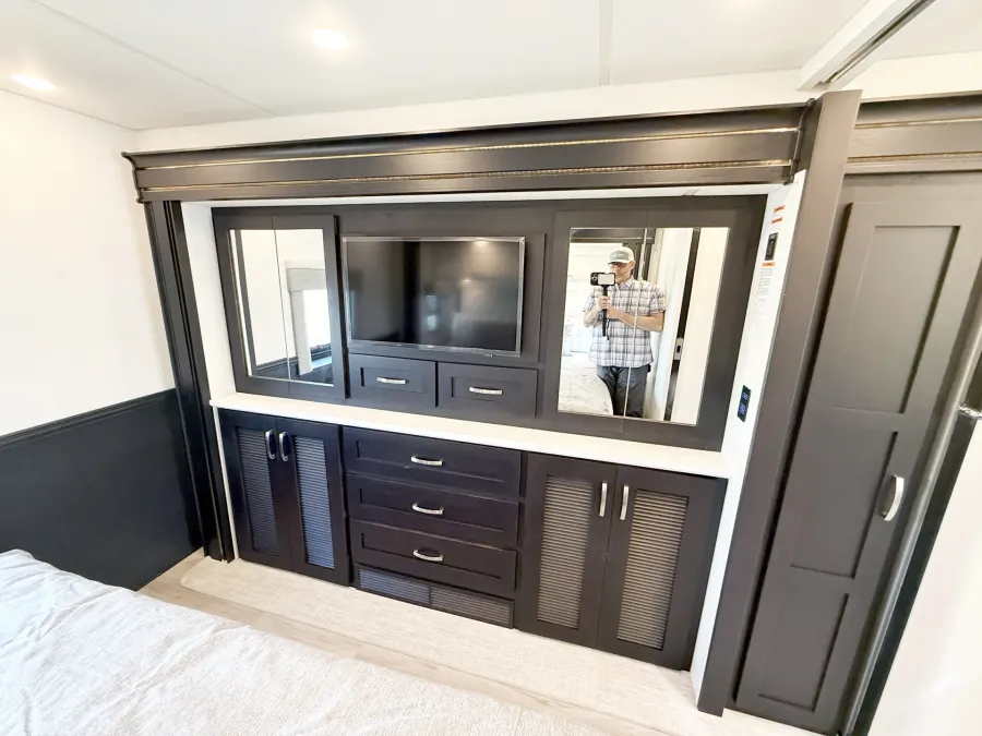 2026 Newmar Grand Star 3444 | Photo 16 of 28