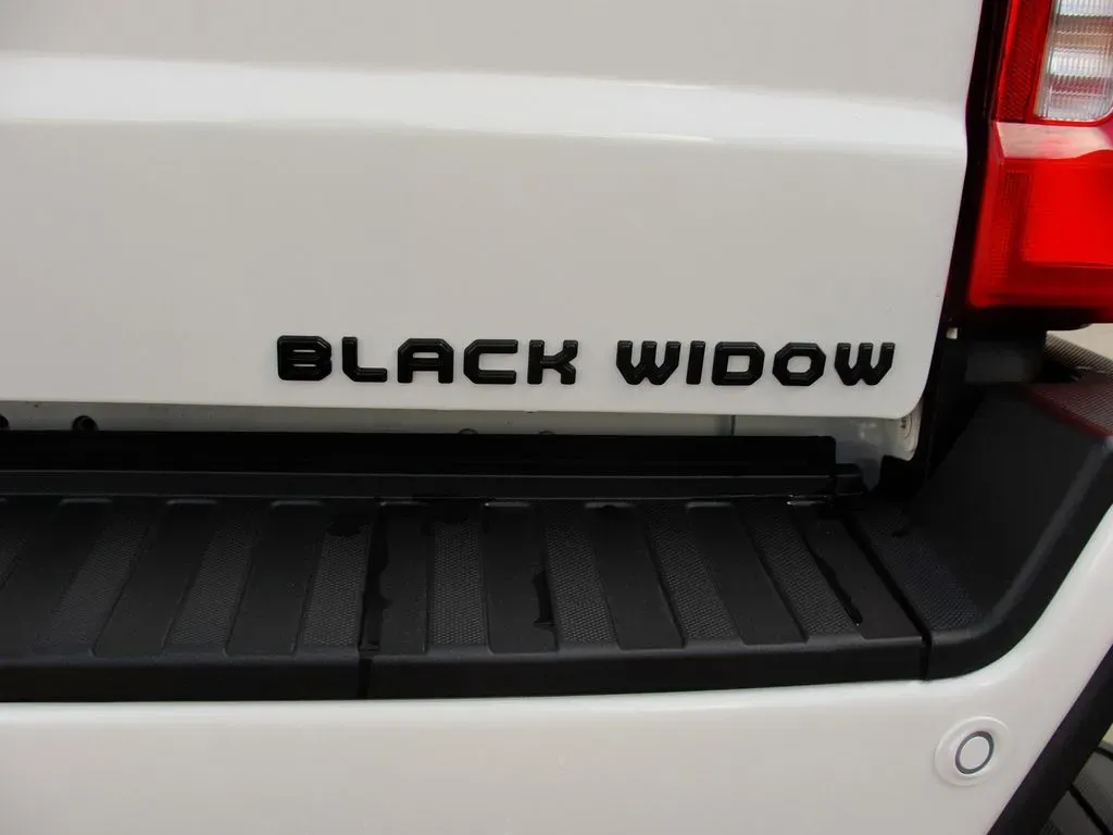 2026 Ford Super Duty F-250 Lariat | Photo 5 of 42