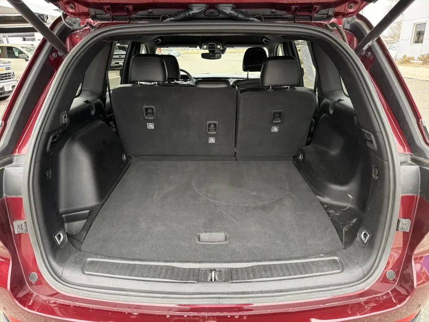 2024 Jeep Grand Cherokee Altitude | Photo 8 of 20