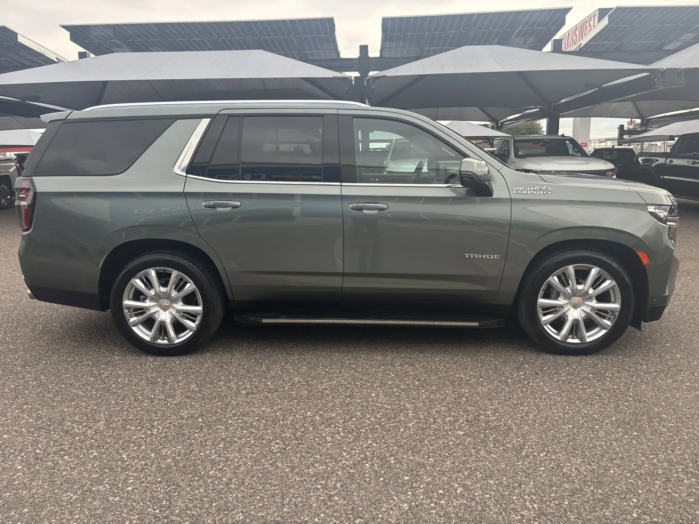 2023 Chevrolet Tahoe High Country | Photo 5 of 26