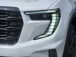 2026 GMC Acadia AWD Elevation | Thumbnail Photo 7 of 26