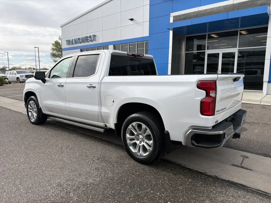 2024 Chevrolet Silverado 1500 LTZ | Photo 2 of 20