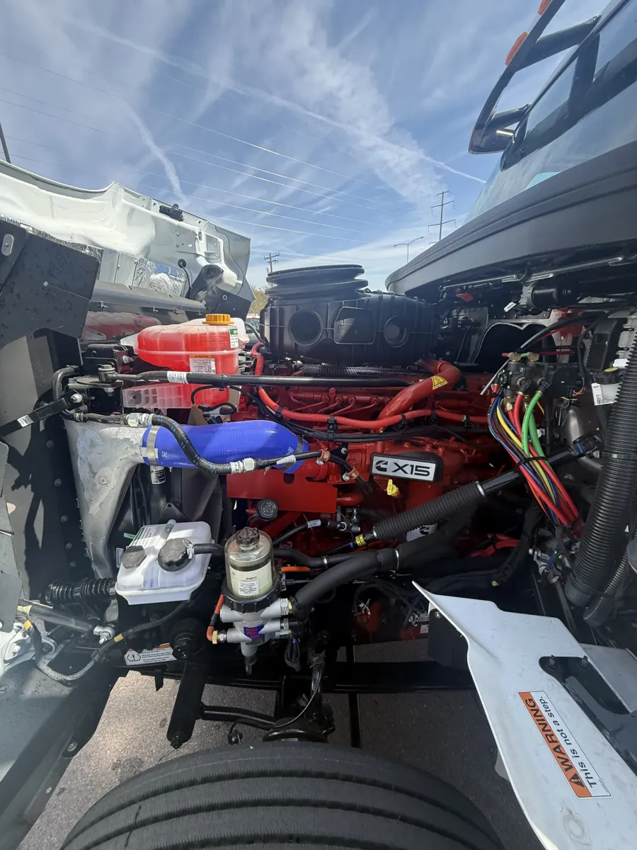 2027 Western Star 49X | Photo 10 of 16