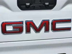2026 GMC Sierra 1500 AT4X | Thumbnail Photo 9 of 24