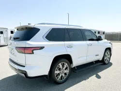 2024 Toyota Sequoia | Thumbnail Photo 16 of 23