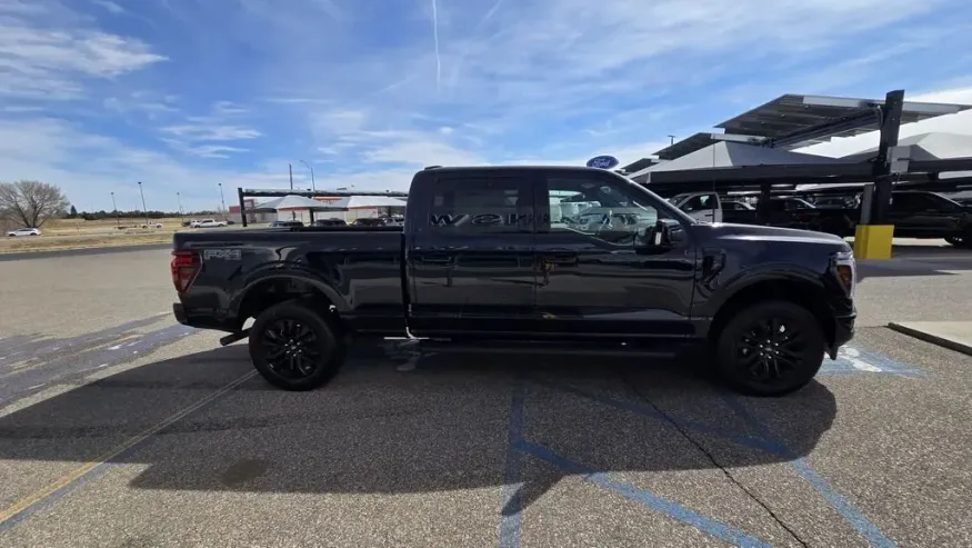 2026 Ford F-150 | Photo 4 of 31