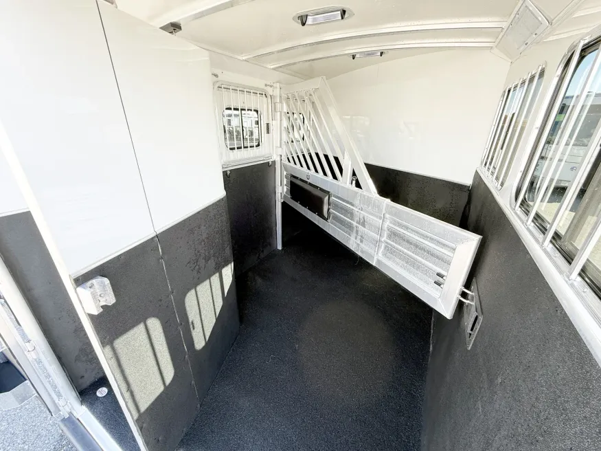 2026 Cimarron Norstar 2HGN | Photo 13 of 15