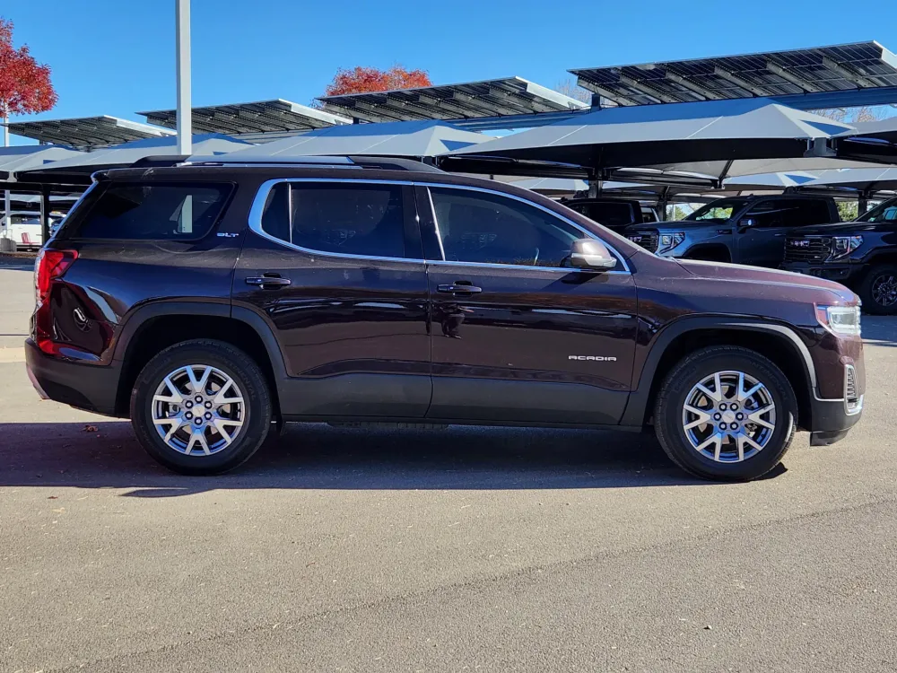 2021 GMC Acadia SLT