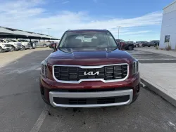 2024 Kia Telluride S | Thumbnail Photo 2 of 22