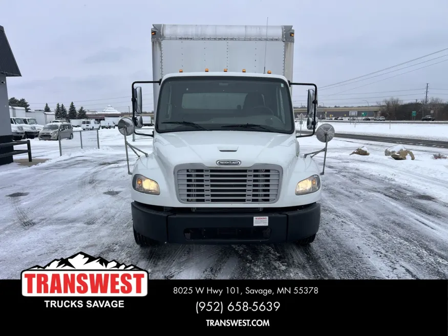 2016 Freightliner M2 106 | Photo 7 of 15