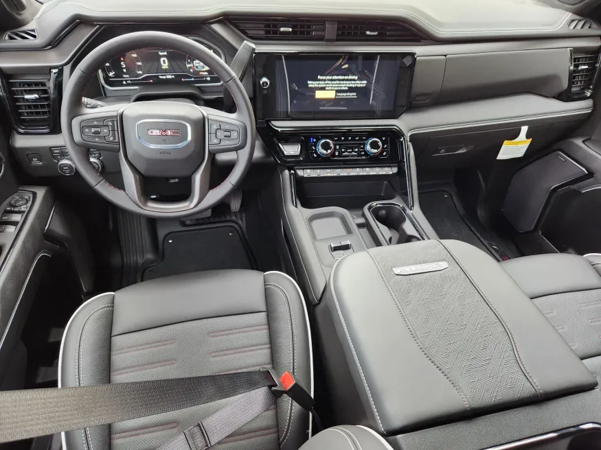 2025 GMC Sierra 2500HD AT4X | Photo 11 of 31