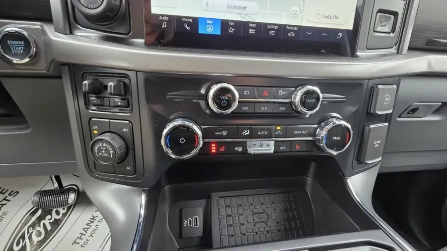 2025 Ford F-150 | Photo 22 of 29