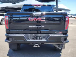 2025 GMC Sierra 2500HD AT4 | Thumbnail Photo 12 of 33