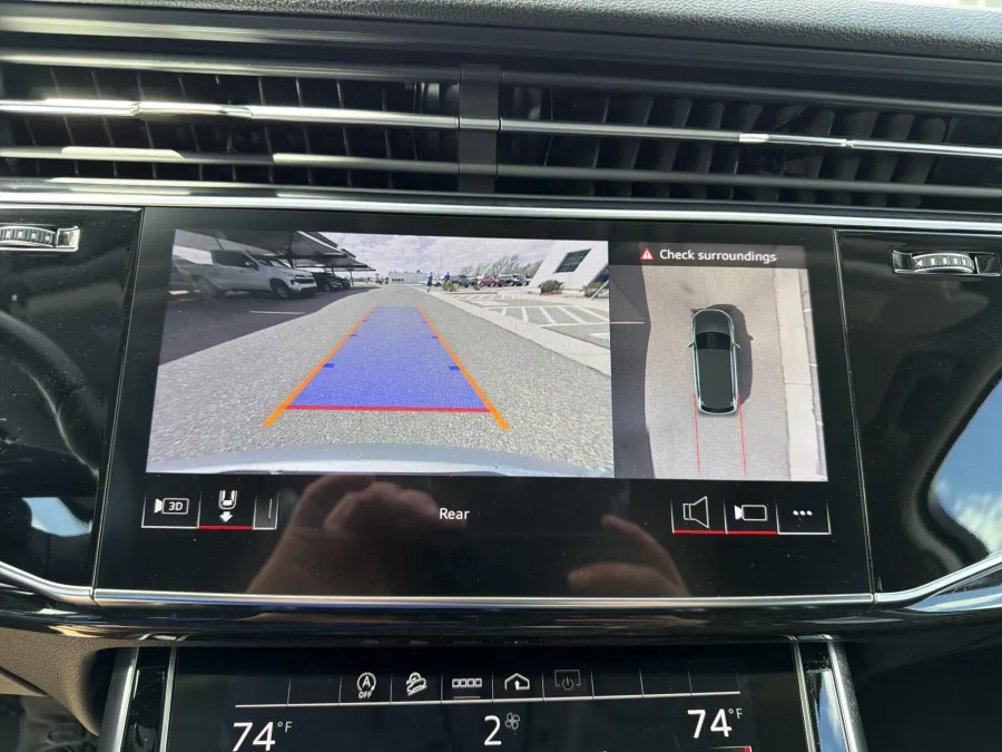 2024 Audi Q7 Premium Plus | Photo 17 of 24
