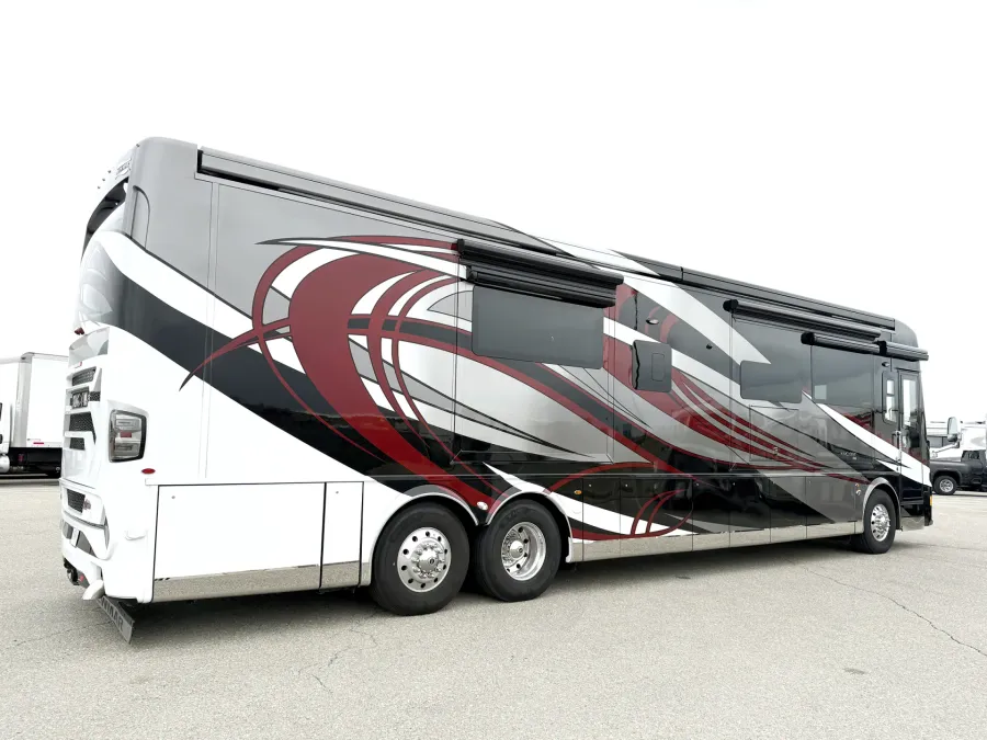 2024 Newmar King Aire 4596 | Photo 19 of 31