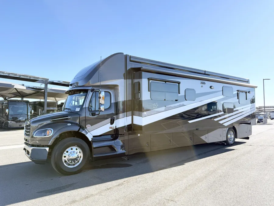 2026 Newmar Super Star 4040 | Photo 22 of 29