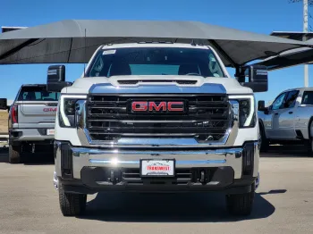 2026 GMC Sierra 3500HD CC Pro