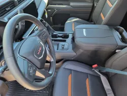2026 GMC Sierra 2500HD AT4 | Thumbnail Photo 11 of 25