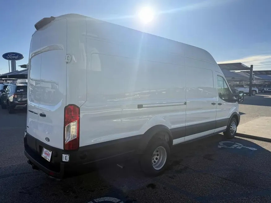 2026 Ford Transit-350 | Photo 14 of 39