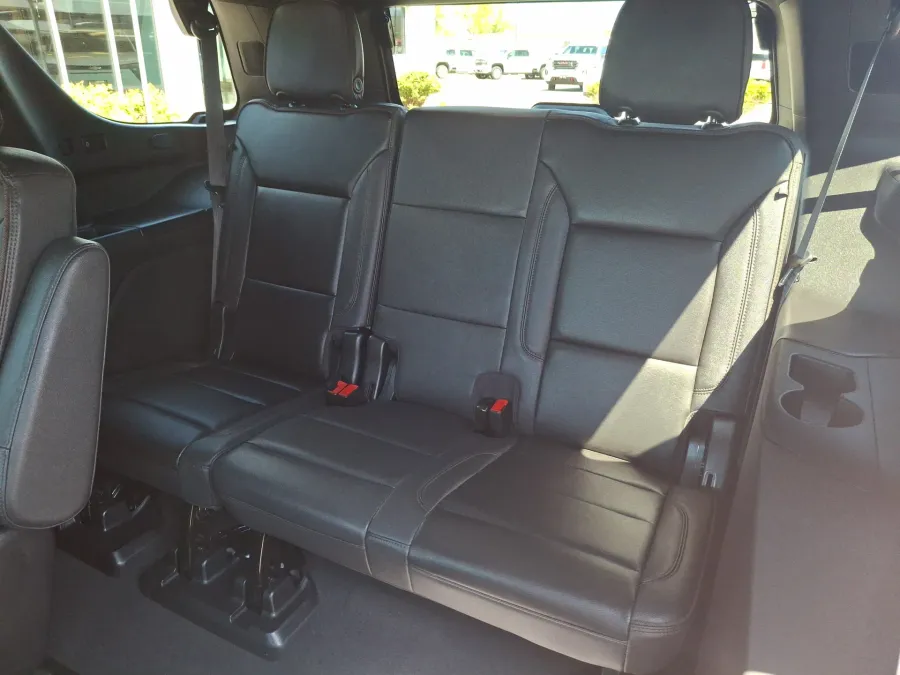 2023 Chevrolet Tahoe High Country | Photo 11 of 23