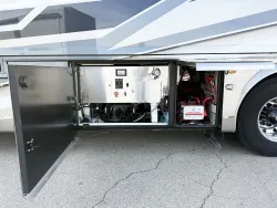 2024 Newmar King Aire 4531 | Thumbnail Photo 28 of 30