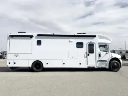 2026 Renegade Verona 36VSB | Thumbnail Photo 3 of 28