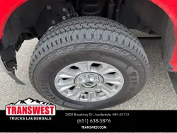 2022 Ford Super Duty F-350 XLT | Thumbnail Photo 18 of 21